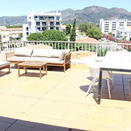 Beautiful Loft, Huge Sunny Terrace, View Over The Beach And Sea Roses Zewnętrze zdjęcie