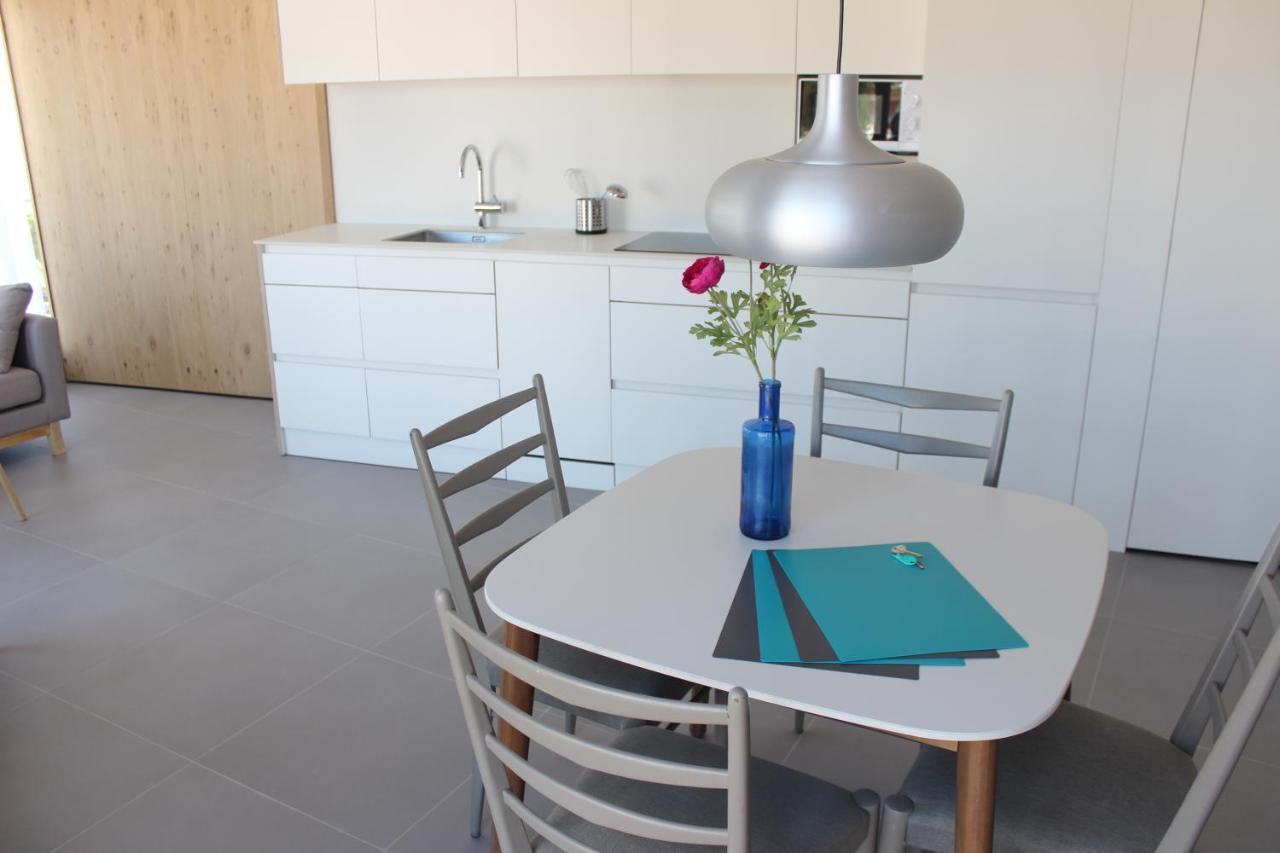 Beautiful Loft, Huge Sunny Terrace, View Over The Beach And Sea Roses Zewnętrze zdjęcie
